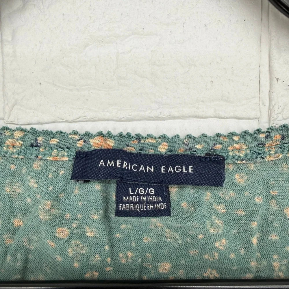 American Eagle Floral Top Womens Large Green Ditsy Print Lace Trim Short Sleeve